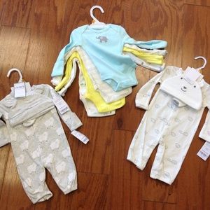 3 Carter's Newborn Clothing Sets